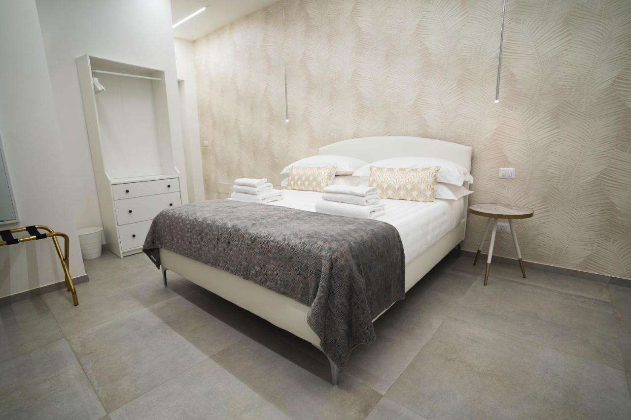 Arco Alto Rooms Bari Exterior photo